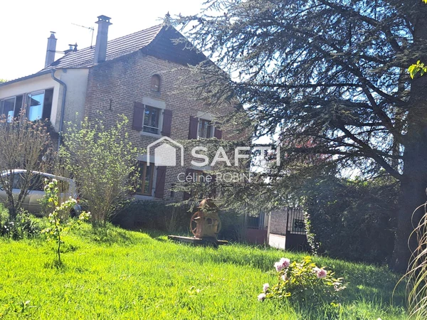 Maison 8p à Bletterans