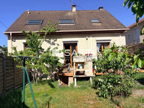 Maison 5p à Beauchamp