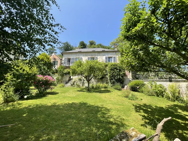 Maison 8p à Pierrefonds