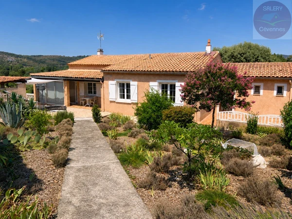 Maison 8p à Boisset-et-Gaujac