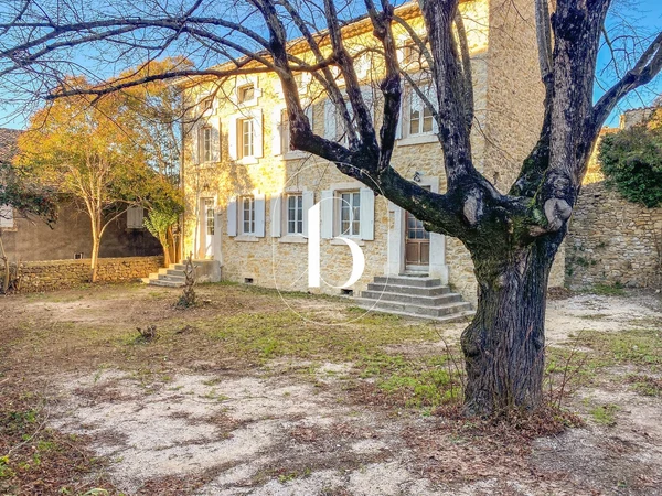 Maison 6p à Salavas