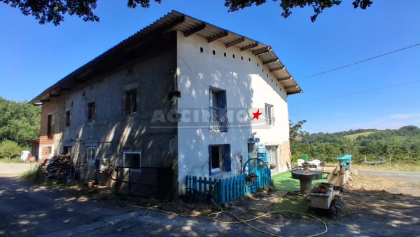 Maison 5p à Busque