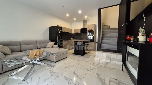 Maison 4p à Lézignan-la-Cèbe