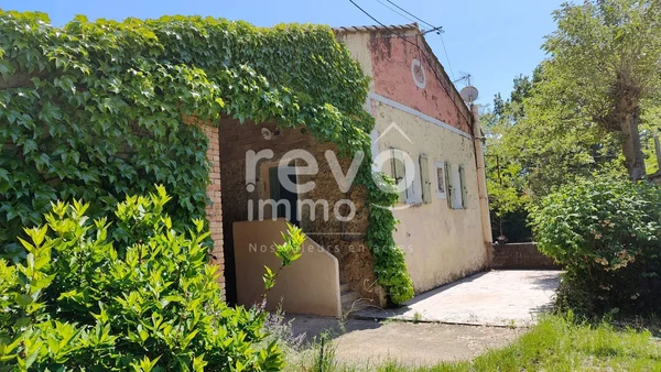 Maison 10p à Puyméras