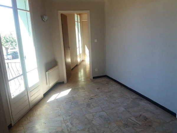 Maison 6p à Baho