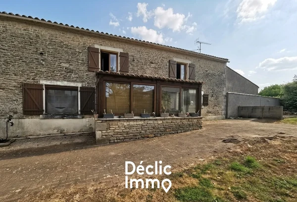 Maison 6p à Saint-Pierre-le-Vieux