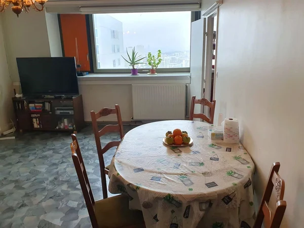 Appartement 5p à Bagnolet