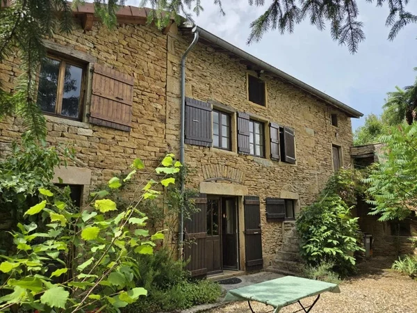 Maison 6p à Mazille