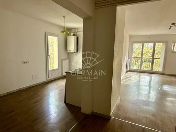Appartement 2p à L'Isle-sur-la-Sorgue