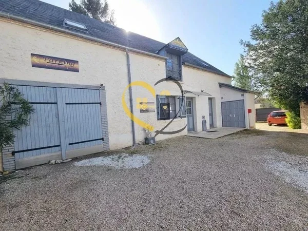 Maison 7p à Mehun-sur-Yèvre