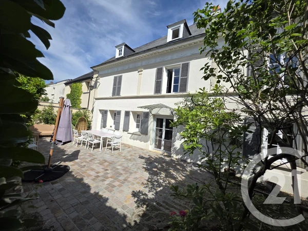 Maison 6p à Quincy-Voisins