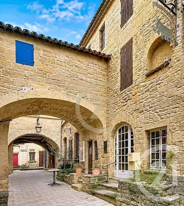 Maison 9p à Uzès