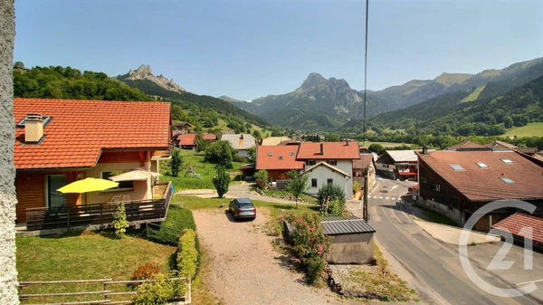 Maison 9p à Bernex