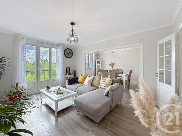 Appartement 4p à Saint-Julien-les-Villas
