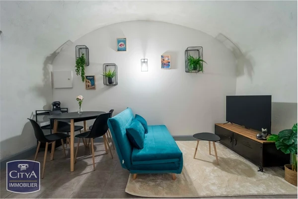 Appartement 1p à Remoulins