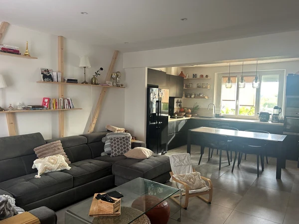 Maison 7p à La Ville-aux-Dames