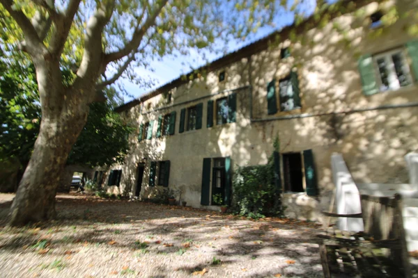 Maison 9p à Saint-Christol-lès-Alès