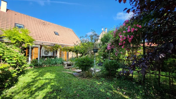 Maison 6p à Chaintreaux