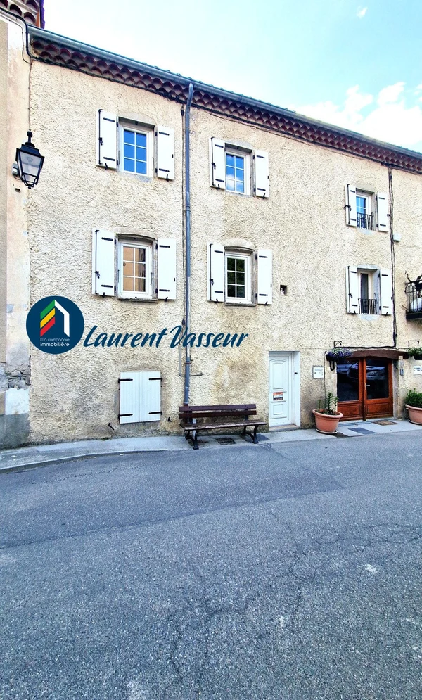Maison 3p à Saint-Nazaire-le-Désert