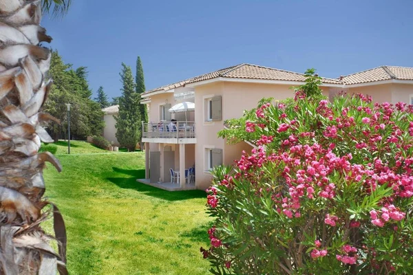 Appartement 2p à La Londe-les-Maures
