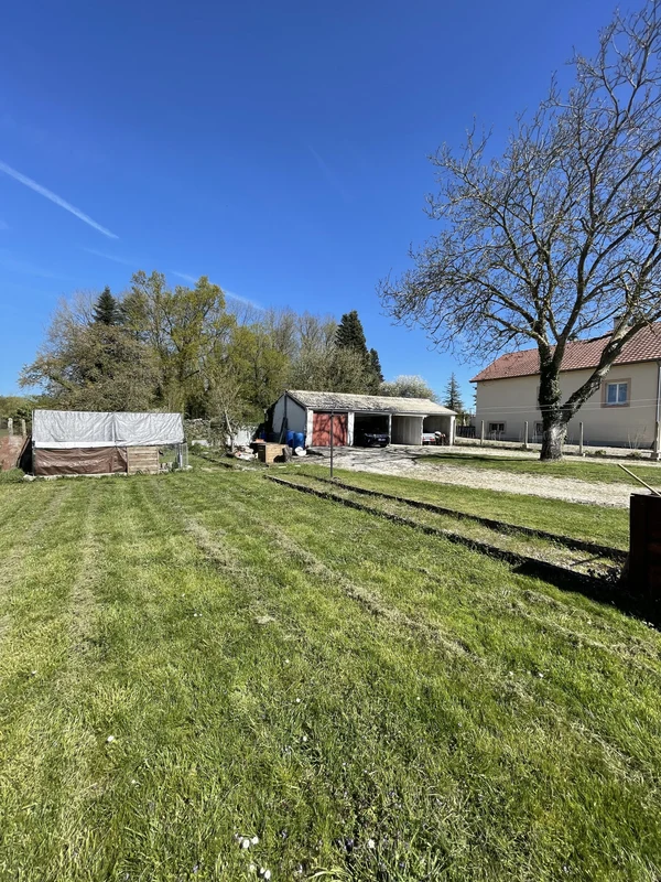 Maison 3p à Pougy