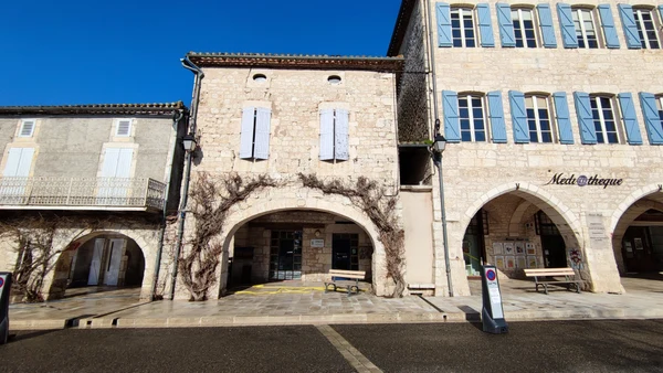 Maison 7p à Castelnau-Montratier