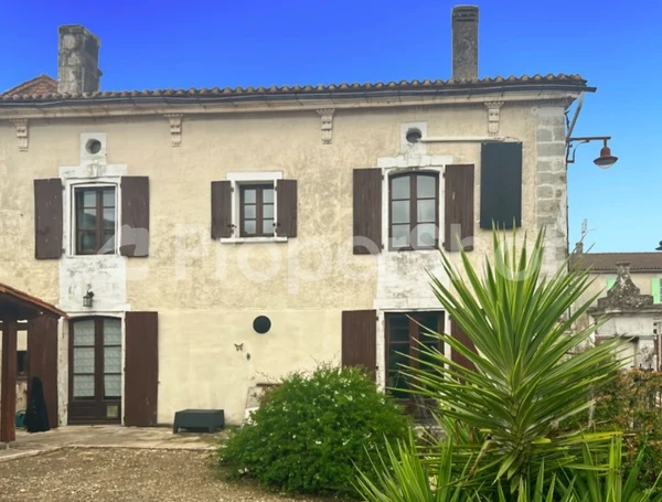 Maison 6p à Saint-Séverin