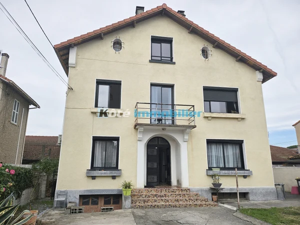 Maison 9p à Séméac
