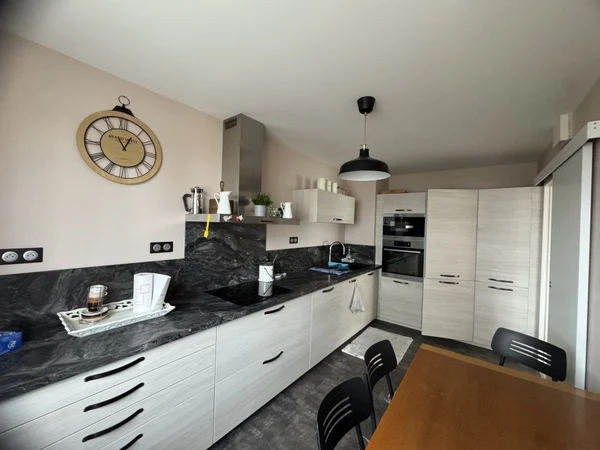 Appartement 5p à Chevigny-Saint-Sauveur