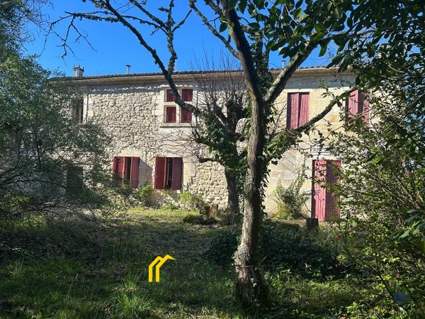 Maison 10p à Civrac-de-Blaye
