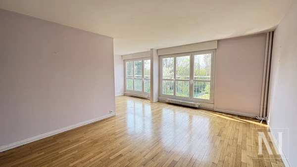 Appartement 5p à Pont-Sainte-Marie