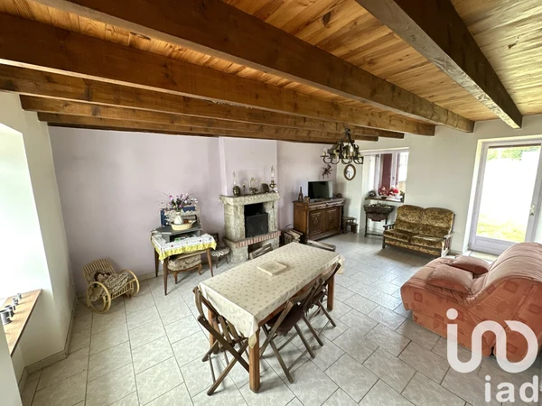 Maison 7p à Taupont