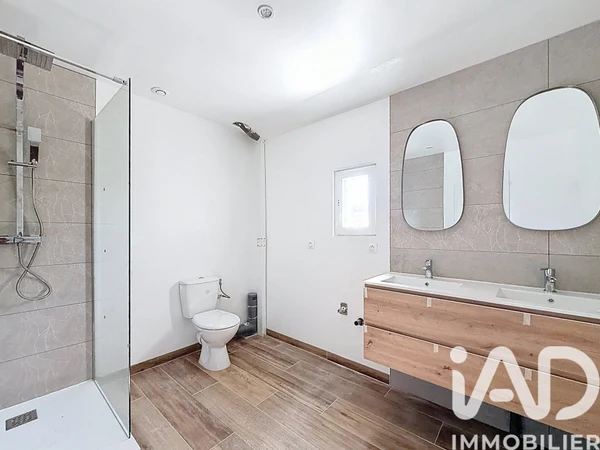 Maison 7p à Sermaise