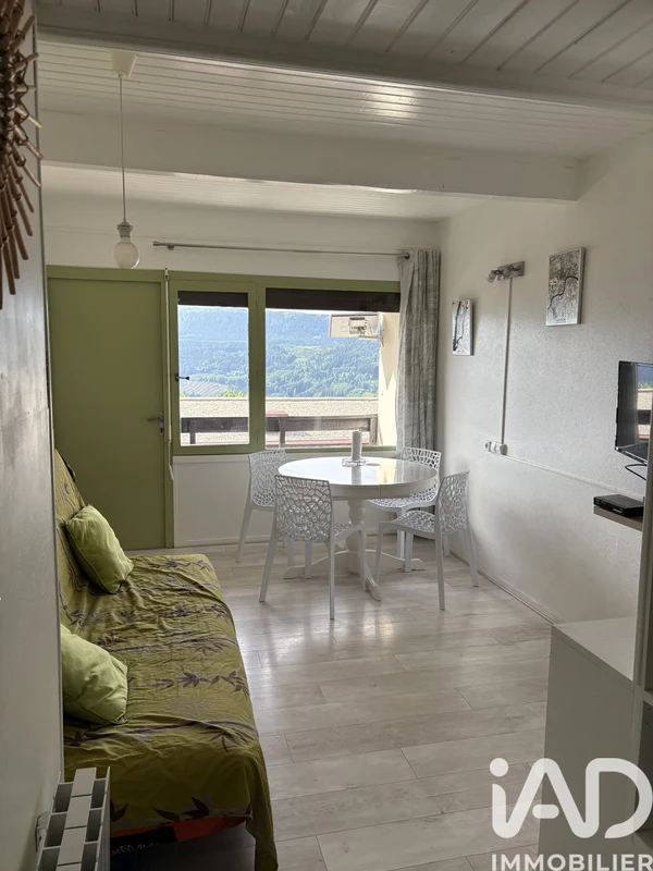 Appartement 2p à Murat-le-Quaire