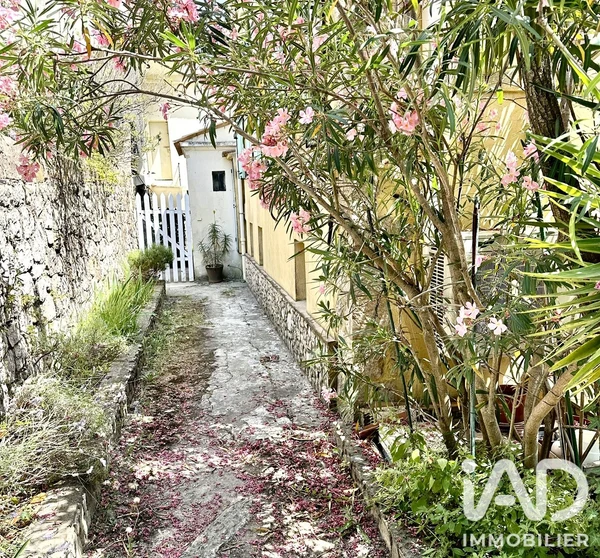 Maison 4p à Châteauneuf-Grasse