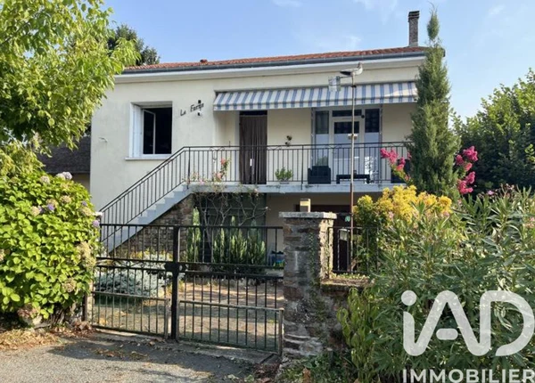 Maison 5p à Mialet