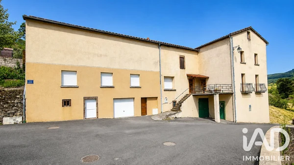 Maison 8p à Camarès