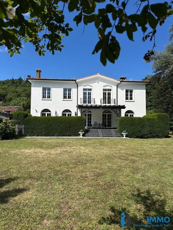 Maison 8p à Labastide-Rouairoux