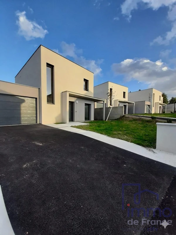 Maison 4p à Saint-Bonnet-les-Oules