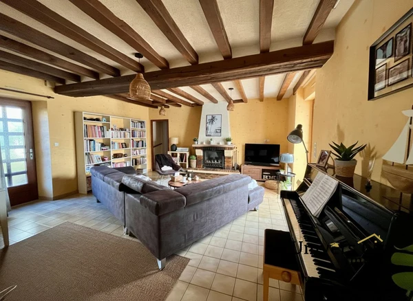 Maison 5p à Étriché