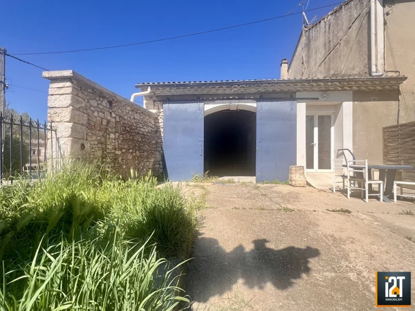 Maison 1p à Sainte-Anastasie