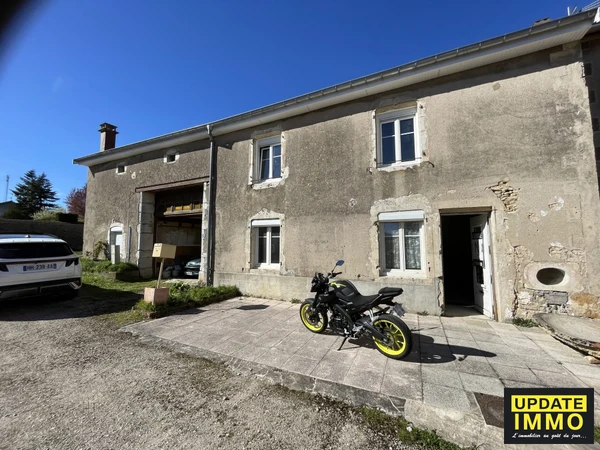 Maison 9p à Rouvres-la-Chétive
