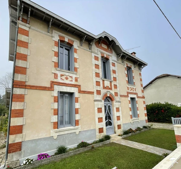 Maison 7p à Saint-Symphorien