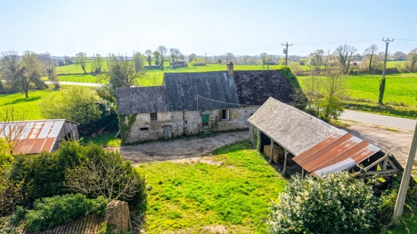 Maison 3p à Saint-Denis-de-Gastines