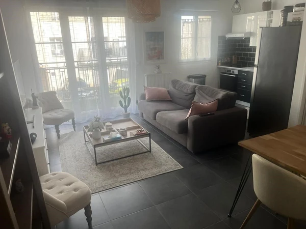 Appartement 5p à Villeneuve-Saint-Denis