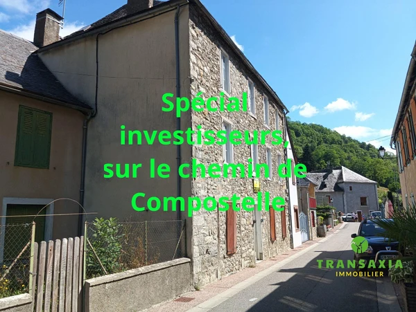 Maison 16p à Saint-Lary