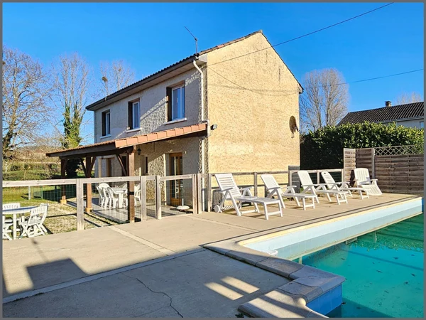 Maison 5p à Saint-Julien-de-Lampon